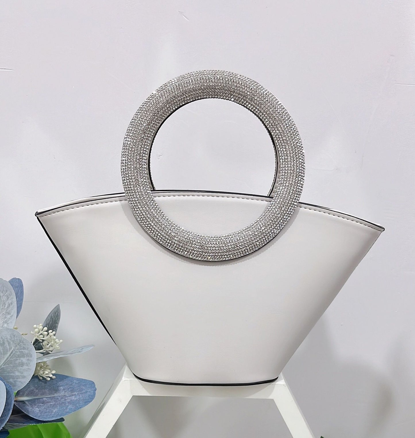 Diamond Round Handle Basket