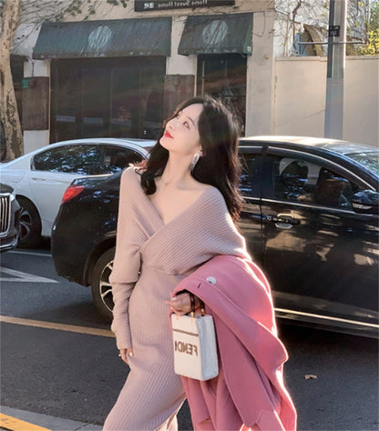 Robe tricotée ajustée col en V