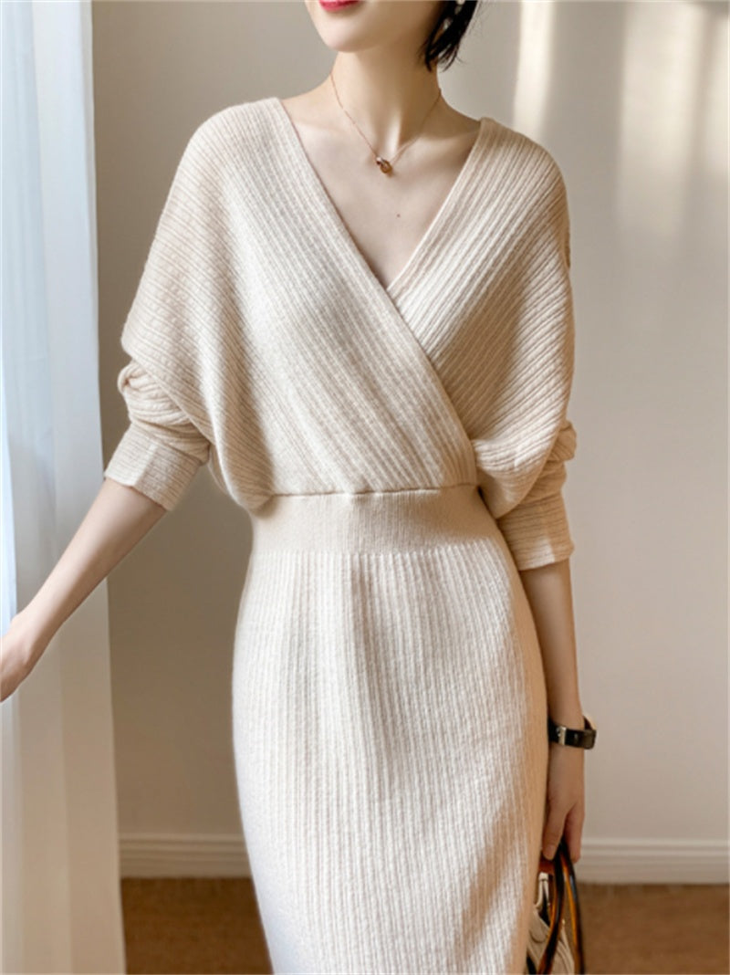 Robe tricotée ajustée col en V